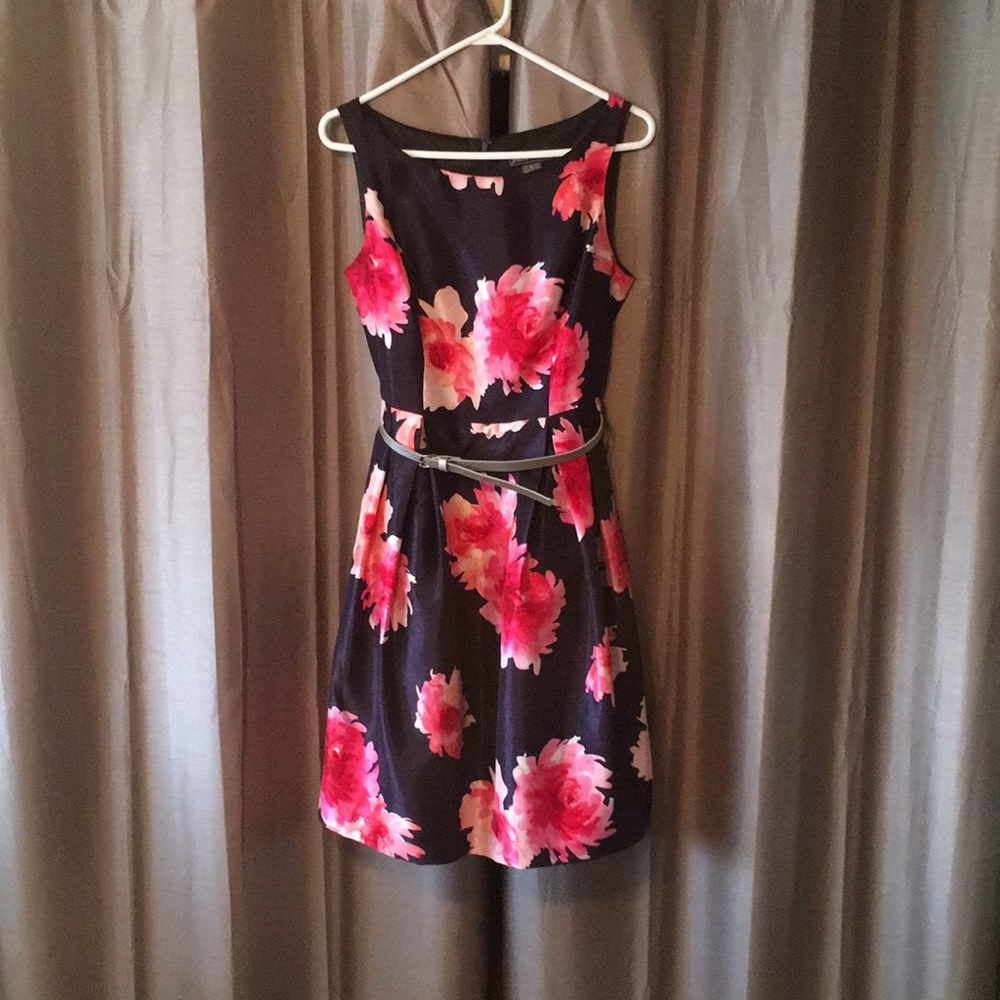 Pink/Navy Floral Classy Dress W/ Silver Belt